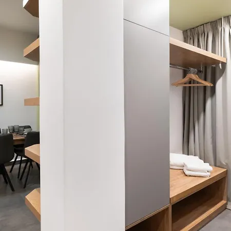 Hotel Evripidou Atena